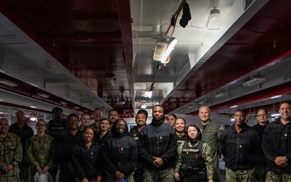 Stennins presents Warfighter of the week