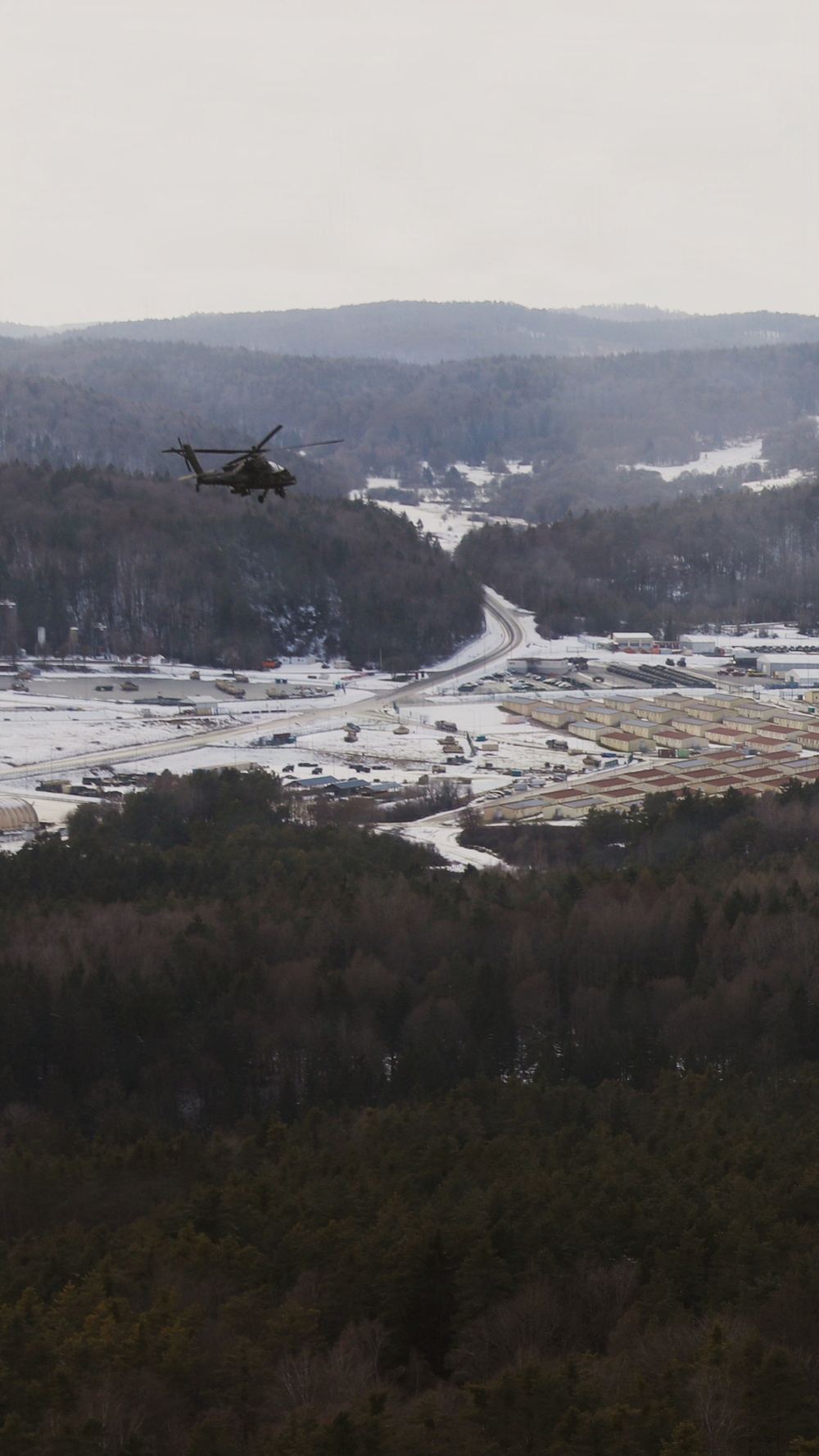 U.S. Army Apache Helicopter Provides Combat Air Support During Combined Resolve 26-05 at JMRC in Hohenfels, Germany