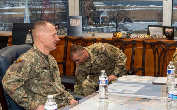 Lithuania’s Griffin Brigade command team visits Pa. National Guard