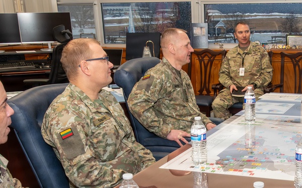 Lithuania’s Griffin Brigade command team visits Pa. National Guard