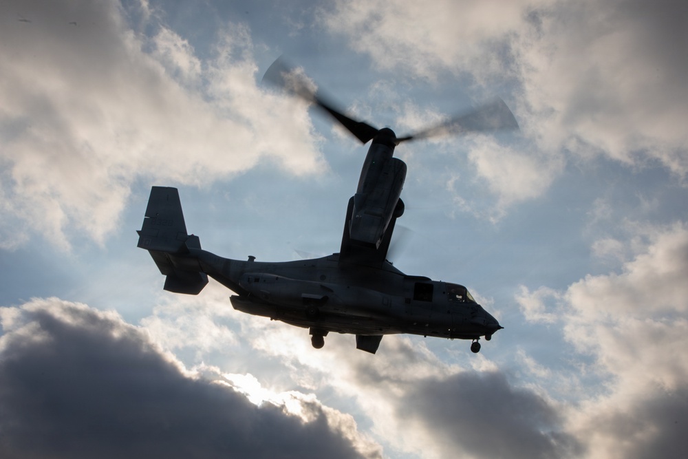 24th MEU CERTEX: Deck Landing Qual