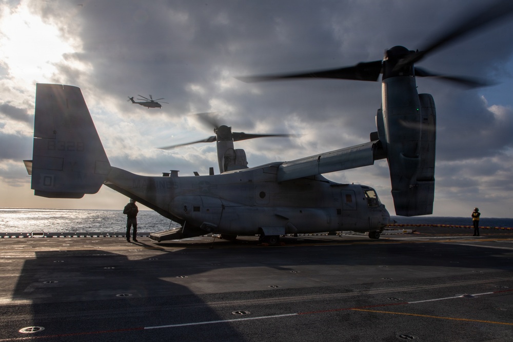 24th MEU CERTEX: Deck Landing Qual