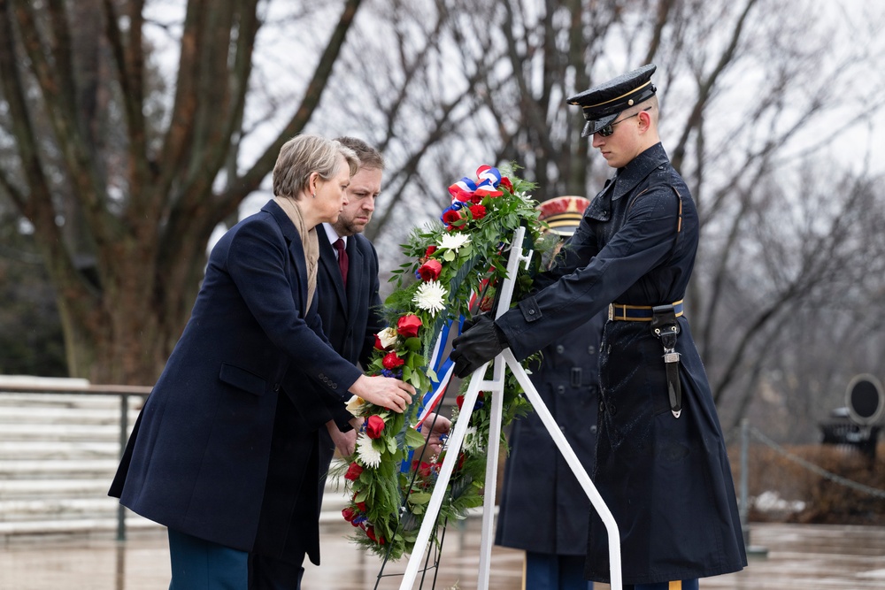 U.K. Foreign Secretary Yvette Cooper Visits Arlington National Cemetery