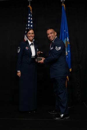 AFN Aviano Radio News: ALS Class helps Deployed Personnel