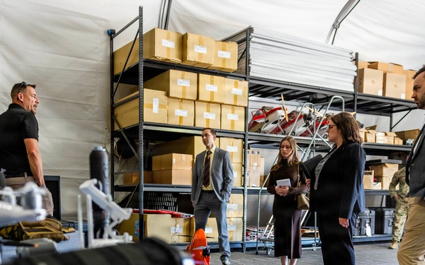 Congressional Staff Delegation Visits Joint Counter–Small UAS University at Fort Sill