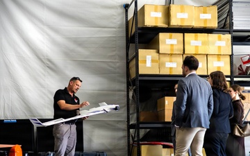 Congressional Staff Delegation Visits Joint Counter–Small UAS University at Fort Sill