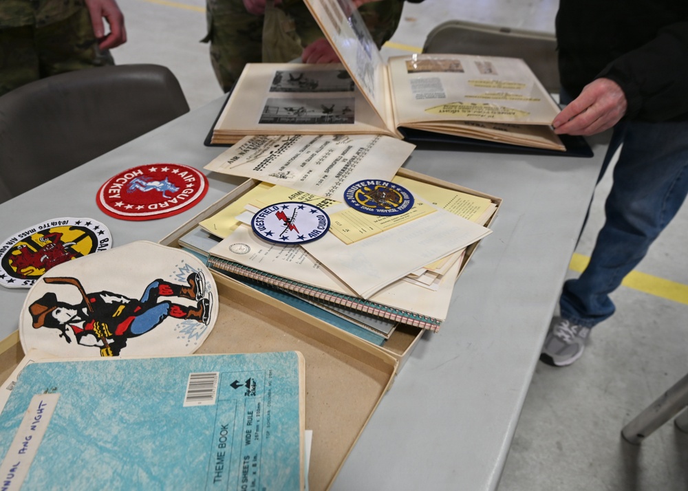 Founding 104th Hockey Player Makes Return Visit to Team