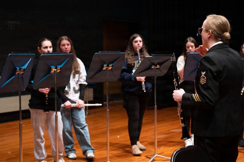 Navy Band supports music students on national tour