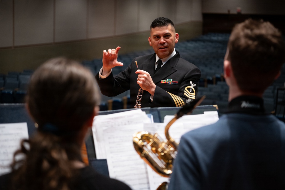 Navy Band supports music students on national tour