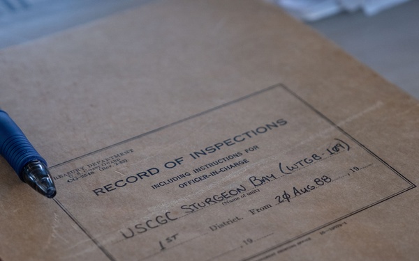 Coast Guard Vice Admiral Moore visits CGC Sturgeon Bay