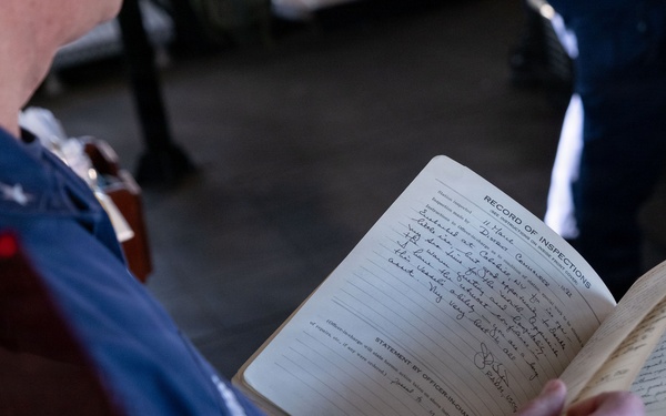 Coast Guard Vice Admiral Moore visits CGC Sturgeon Bay