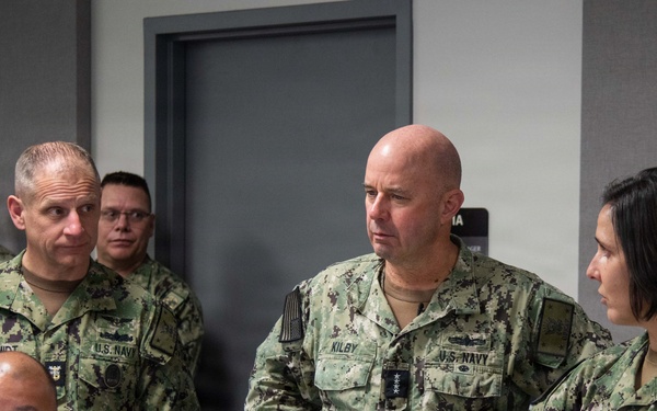 Vice Chief of Naval Operations Visits MyNavy Career Center Human Resources Service Center