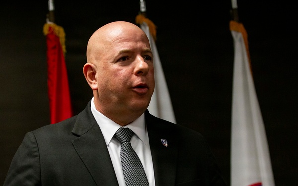 Senior Advisor to SECWAR visits NORAD and USNORTHCOM headquarters