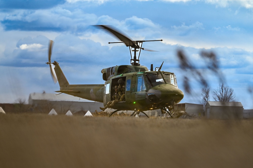 UH-1N Huey Training Exercise