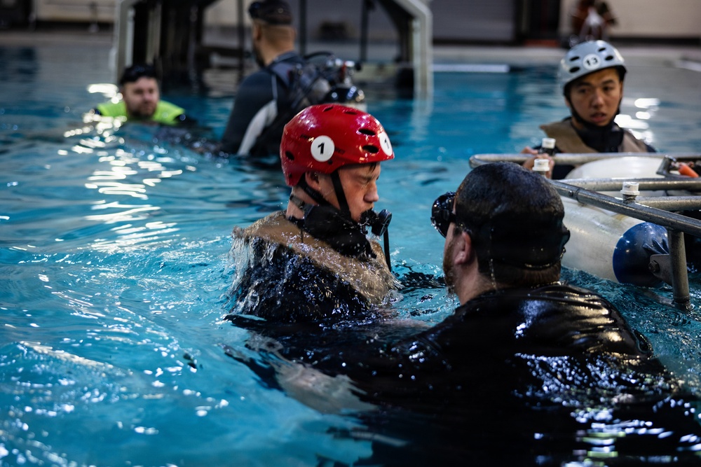 Combat Logistics Battalion 22 Increases Survivability with Underwater Egress Training