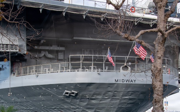 USS America (LHA 6) Sailors Conduct Sailor 360 Heritage Run