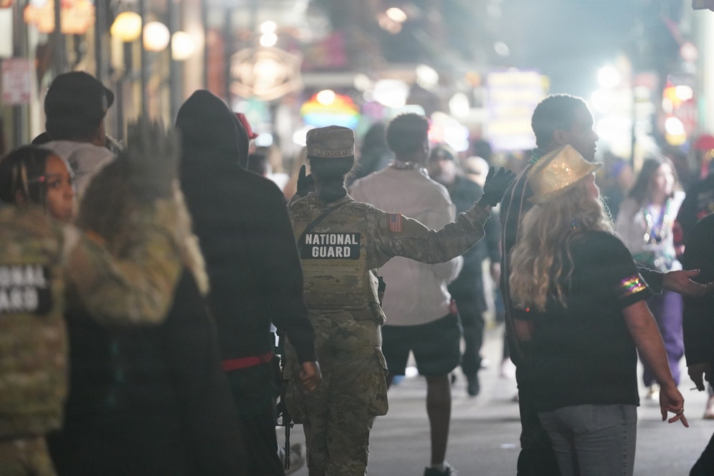 La. Guard supports law enforcement partners during Mardi Gras security operations in New Orleans