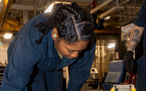 USS Iwo Jima Sailors Conduct Daily Maintenance