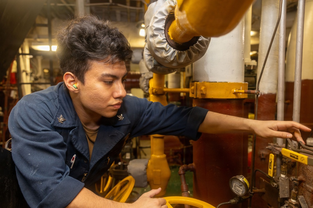 USS Iwo Jima Sailors Conduct Daily Maintenance