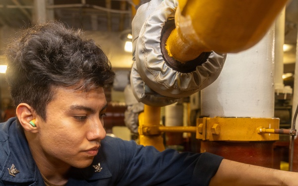 USS Iwo Jima Sailors Conduct Daily Maintenance