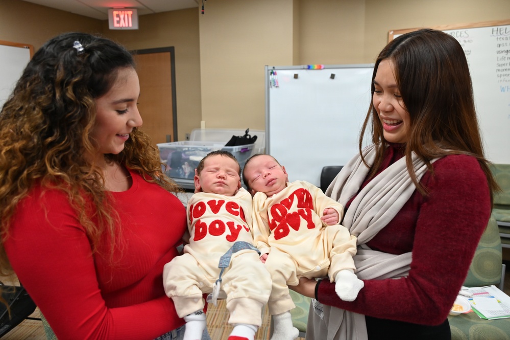 CRDAMC Centering Pregnancy Reunion reconnects families and Women’s Health Team