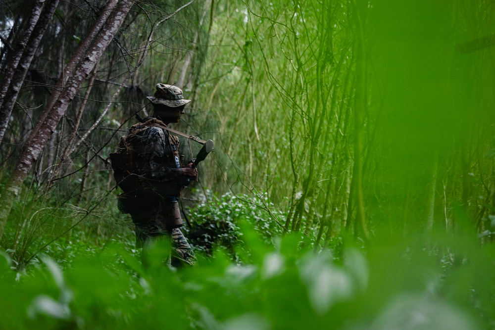 3rd LCT executes patrol base and simulated civil engagement operations during MCCRE