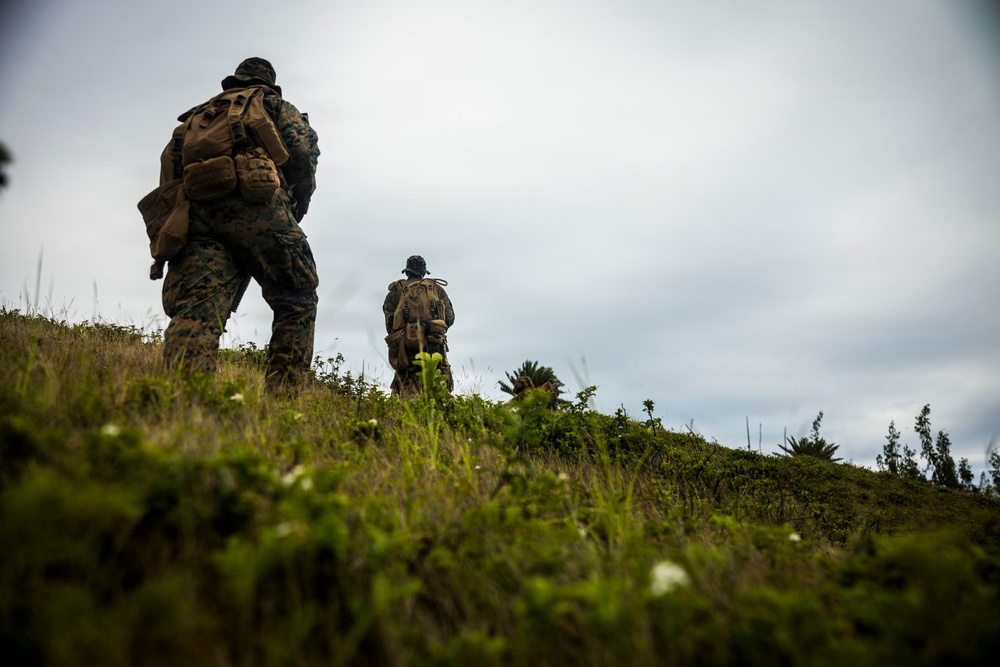3rd LCT executes patrol base and simulated civil engagement operations during MCCRE