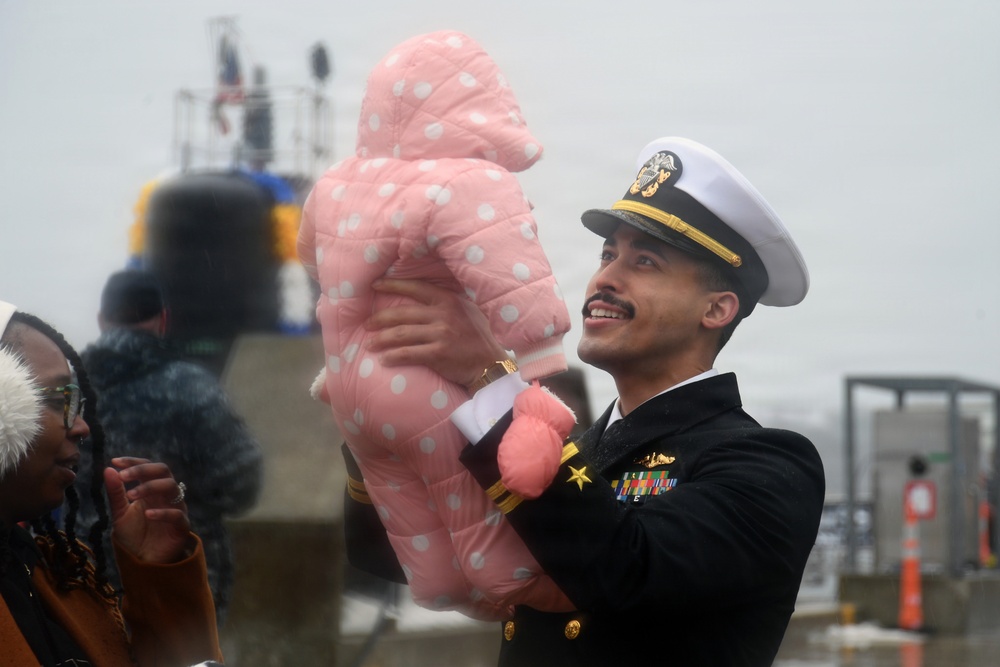 South Dakota returns home from deployment