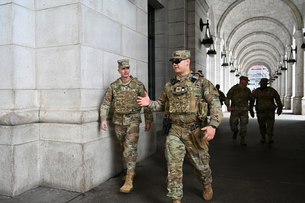 Senior Chaplains Visit Joint Task Force D.C.