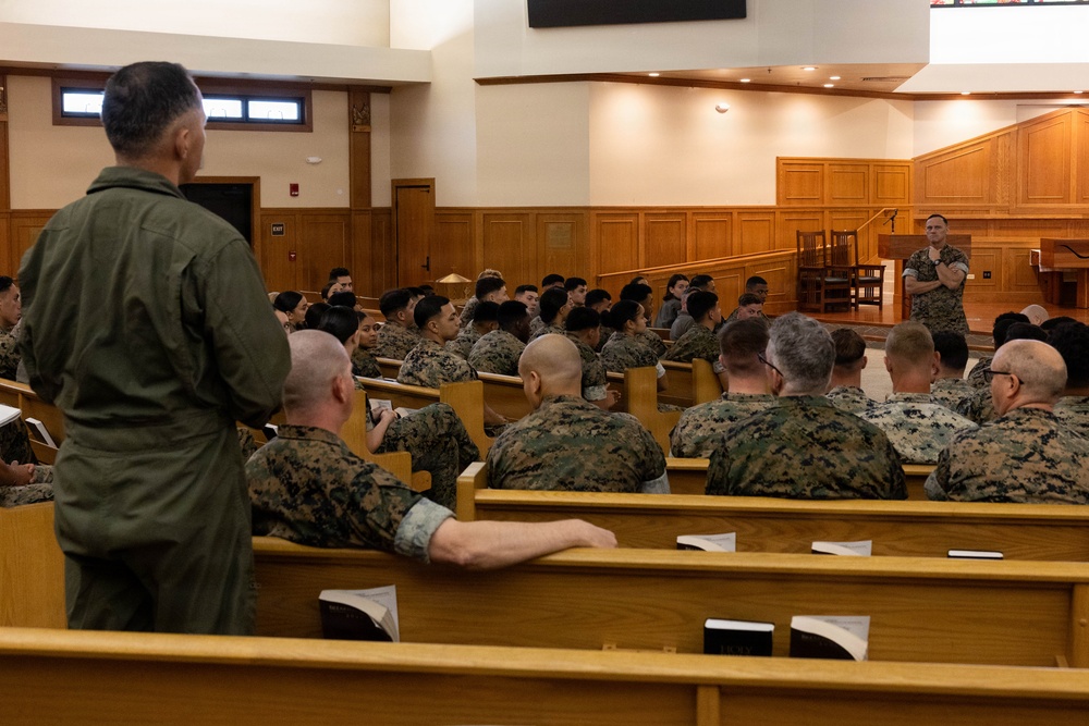 Leadership In Action | MCIPAC Commanding General hosts townhall at MCBH