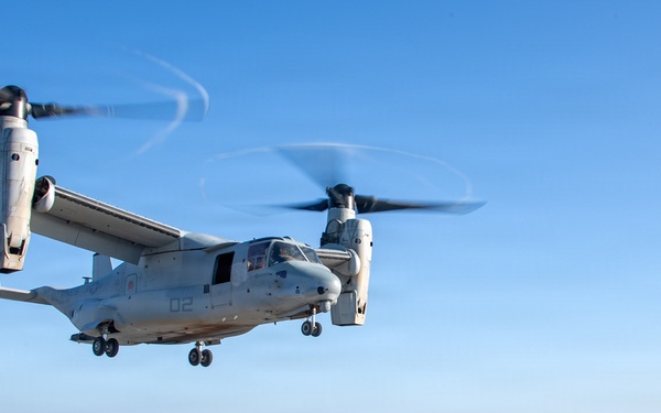 USS Essex Conducts Flight Operations