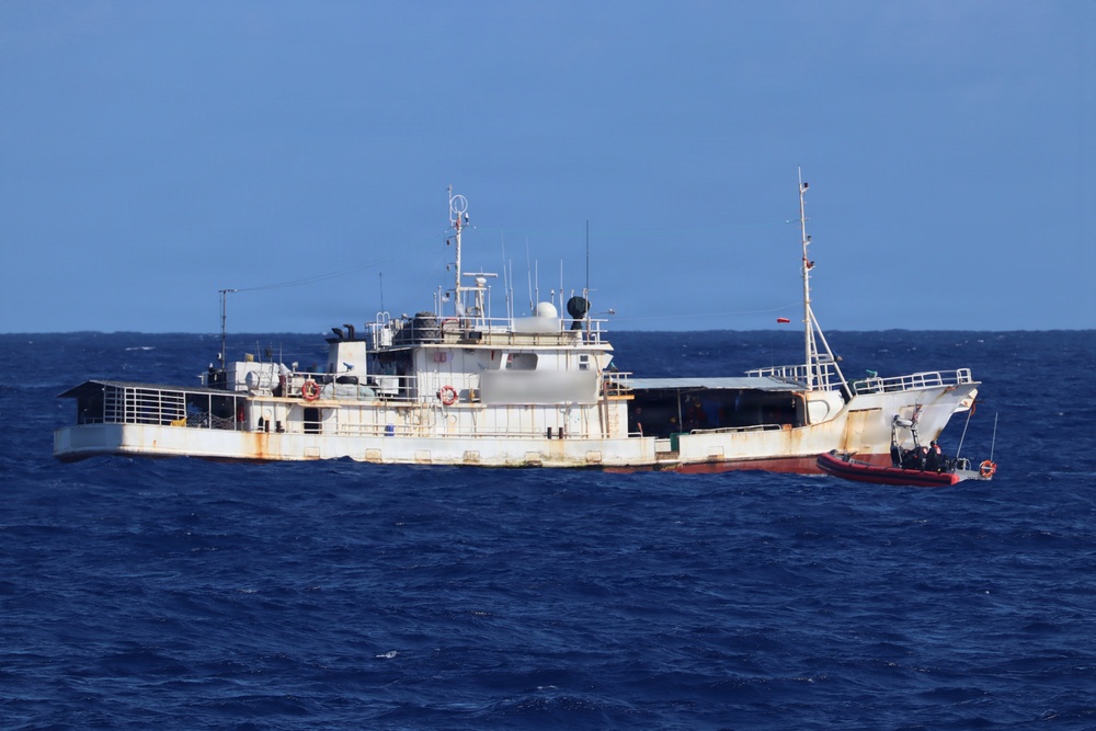 U.S. Coast Guard, Cook Islands Ministry of Marine Resources conduct bilateral operations offshore Cook Islands