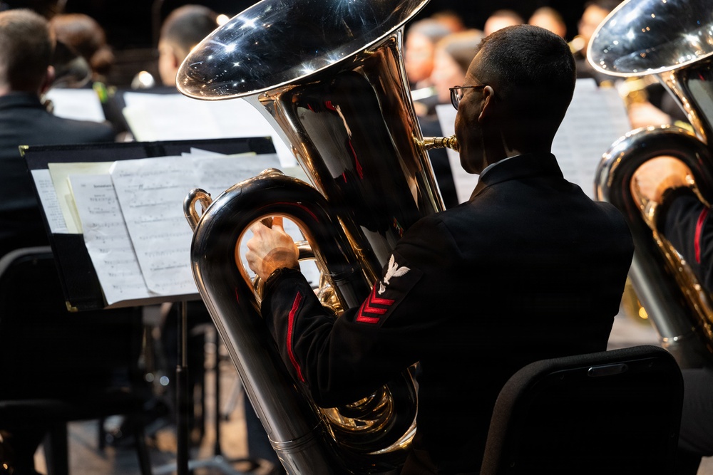 Navy Band performs in Erie on Northeast tour