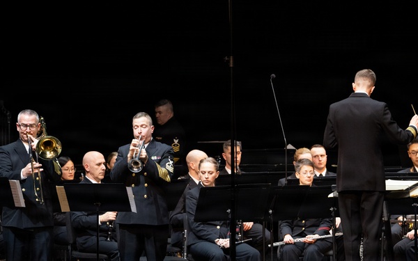 Navy Band performs in Erie on Northeast tour