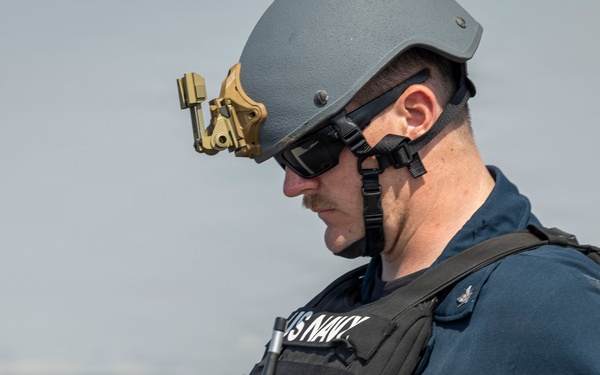 USS Delbert D. Black (DDG 119) Departs Jeddah, Saudi Arabia