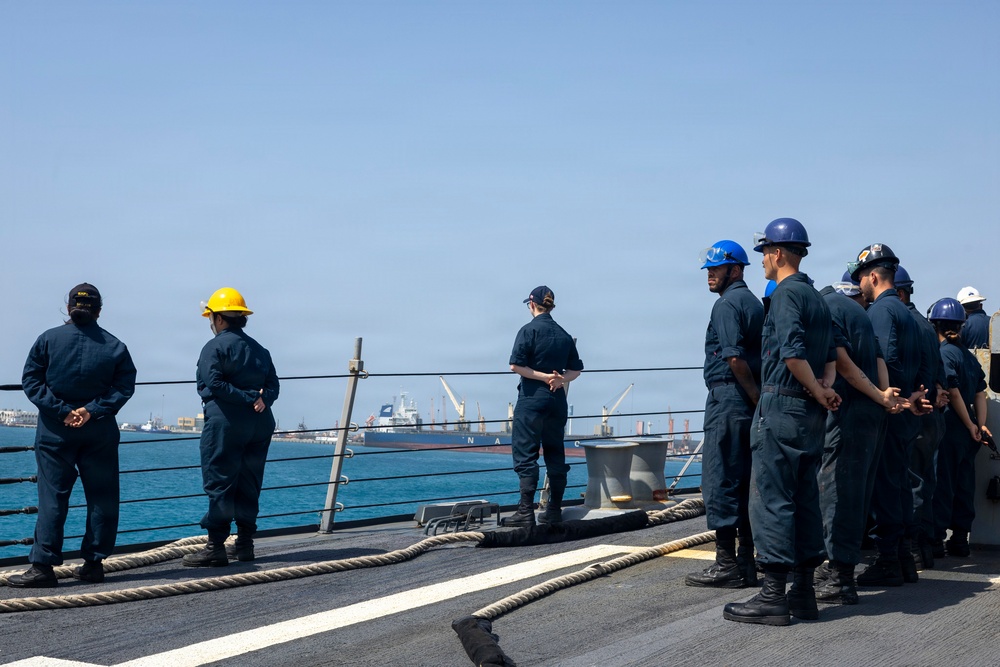 USS Delbert D. Black (DDG 119) Departs Jeddah, Saudi Arabia
