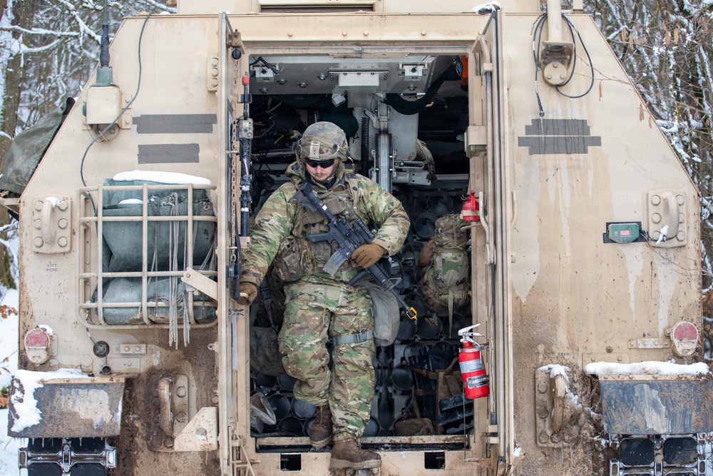 Soldiers Prepare for Combat Training During Combined Resolve 26-05