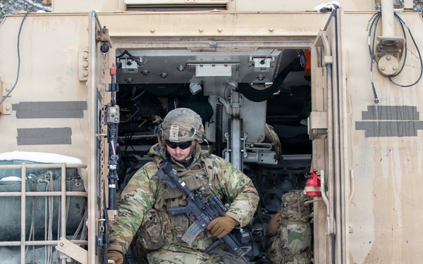 Soldiers Prepare for Combat Training During Combined Resolve 26-05