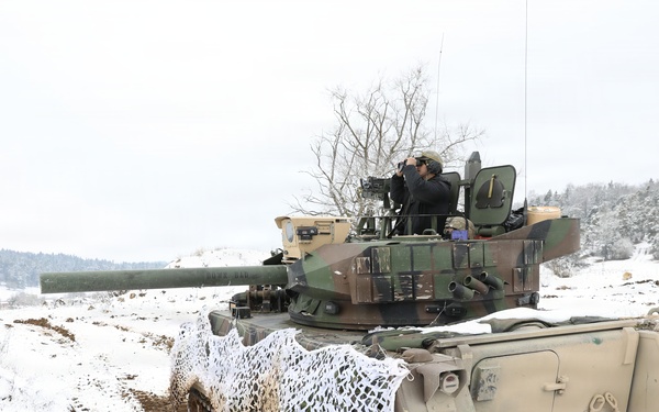 U.S. Army Soldiers React to Contact During Combined Resolve 26-05