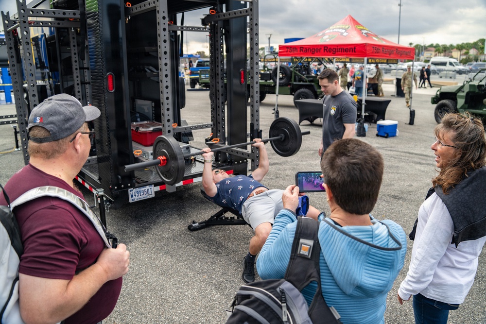 U.S. Army Accessions Mission Support Battalion &amp; Mobile Exhibit Company Displayed New Asset at Daytona 500