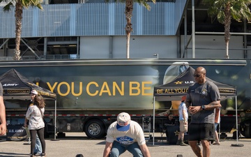 U.S. Army Accessions Mission Support Battalion &amp; Mobile Exhibit Company Displayed New Asset at Daytona 500