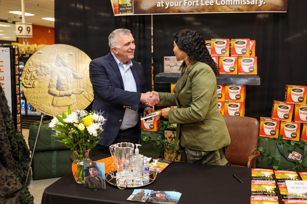 Fort Lee Commissary honors 6888th legacy through DeCA competition and author visit