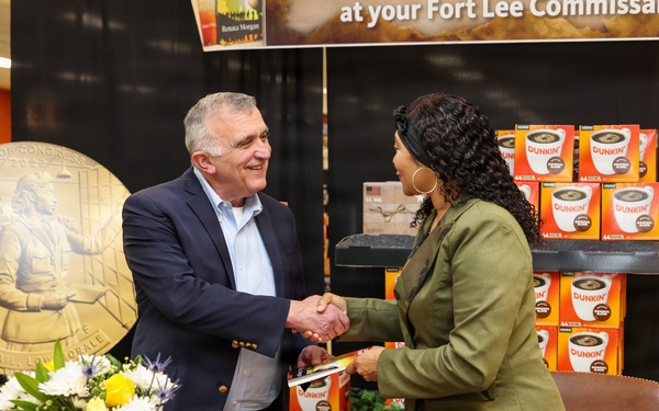 Fort Lee Commissary honors 6888th legacy through DeCA competition and author visit