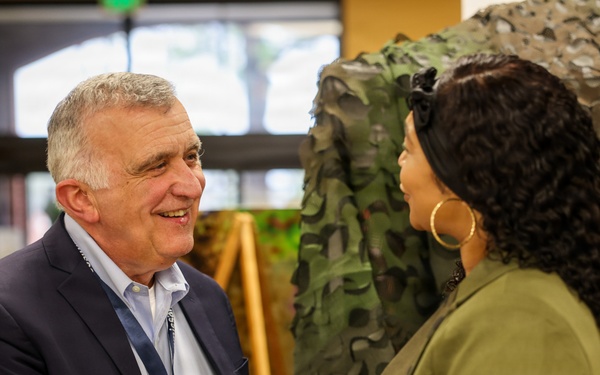 Fort Lee Commissary honors 6888th legacy through DeCA competition and author visit