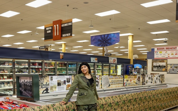 Fort Lee Commissary honors 6888th legacy through DeCA competition and author visit