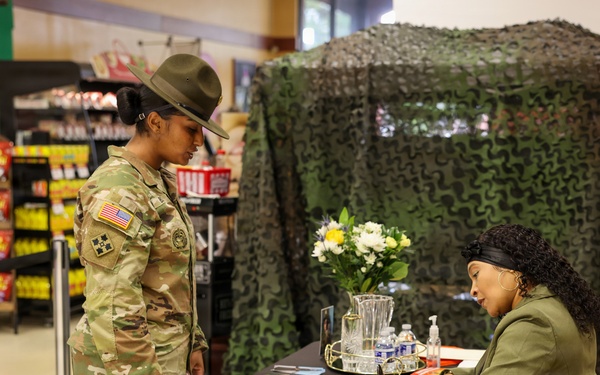 Fort Lee Commissary honors 6888th legacy through DeCA competition and author visit