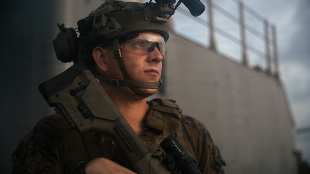 Task Force Marines Provide Security Through Surigao Strait