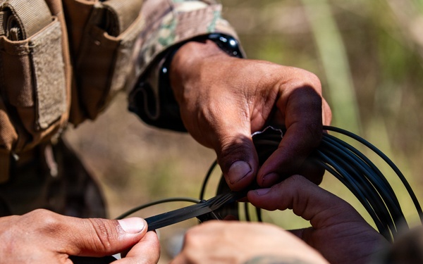U.S. Marines and Panamanian Partners train on breaching techniques