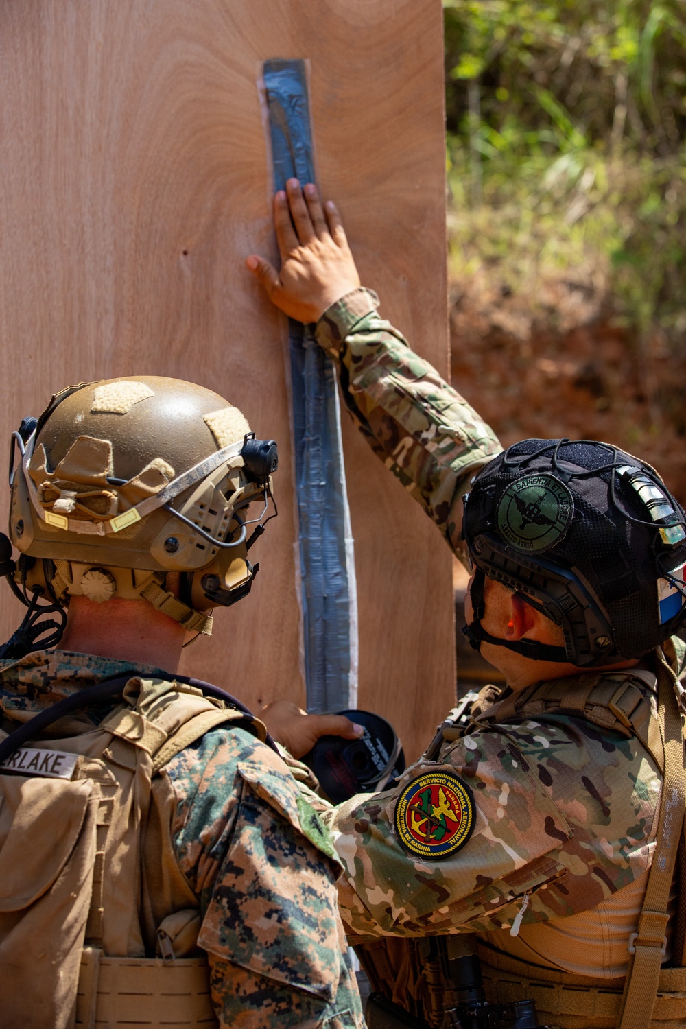 U.S. Marines and Panamanian Partners train on breaching techniques