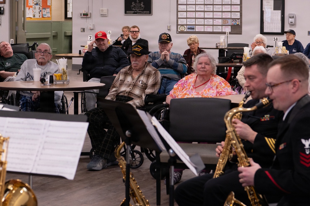 Navy Band visits Soldiers and Sailors Home